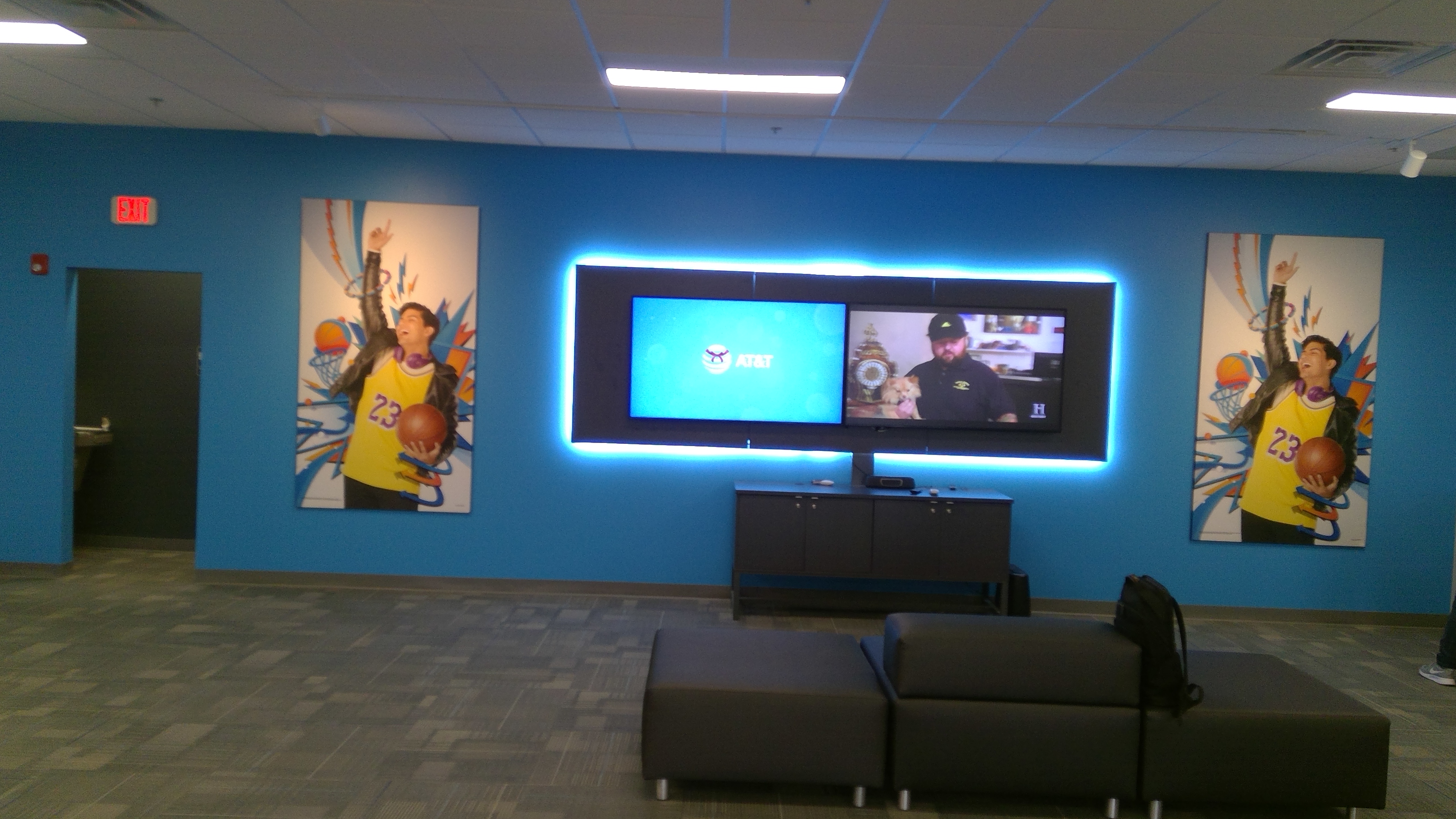 AT&T Store Photo