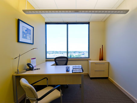 Regus - Wisconsin, Madison East - Park Bank Plaza Photo