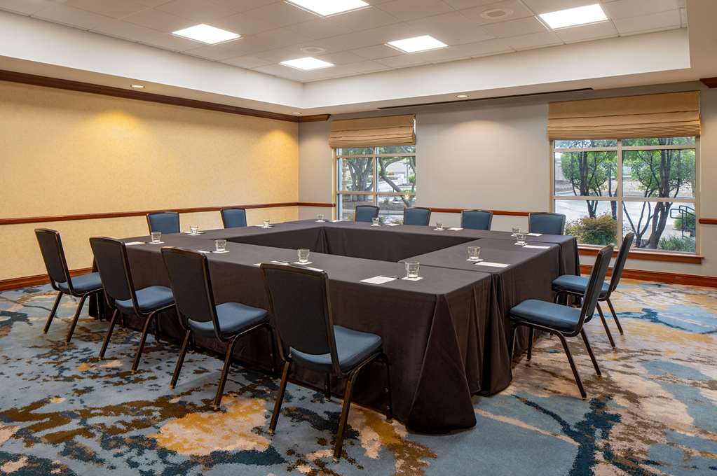 Hilton San Antonio Hill Country Image