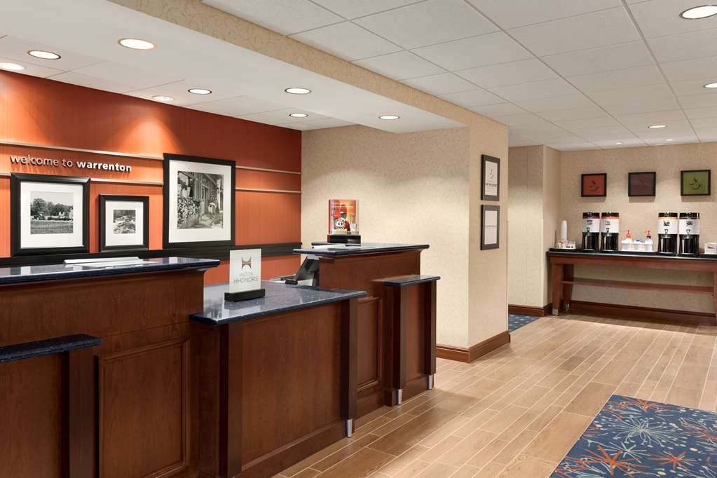 Hampton Inn Warrenton Image