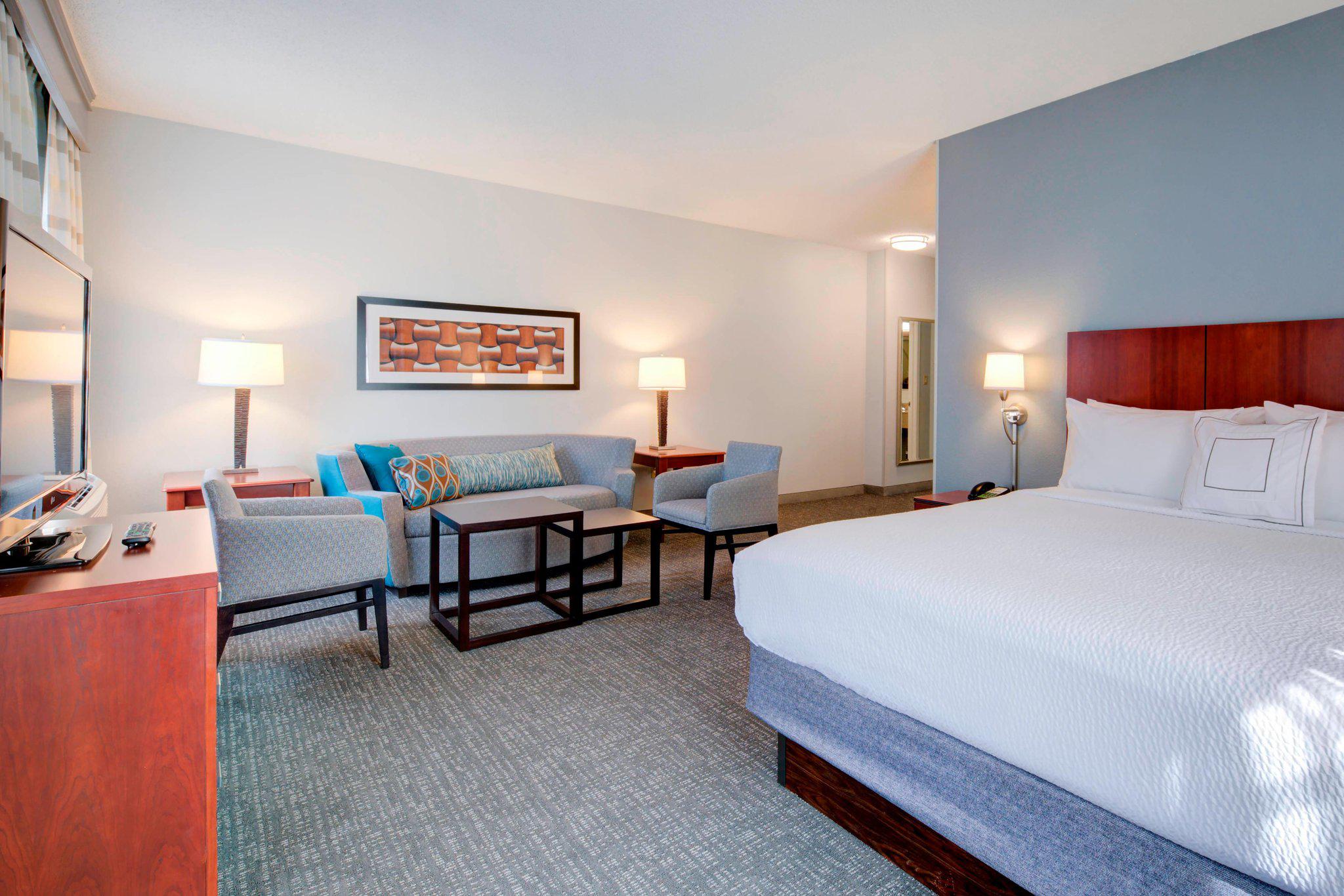 Courtyard by Marriott Raleigh Crabtree Valley Photo