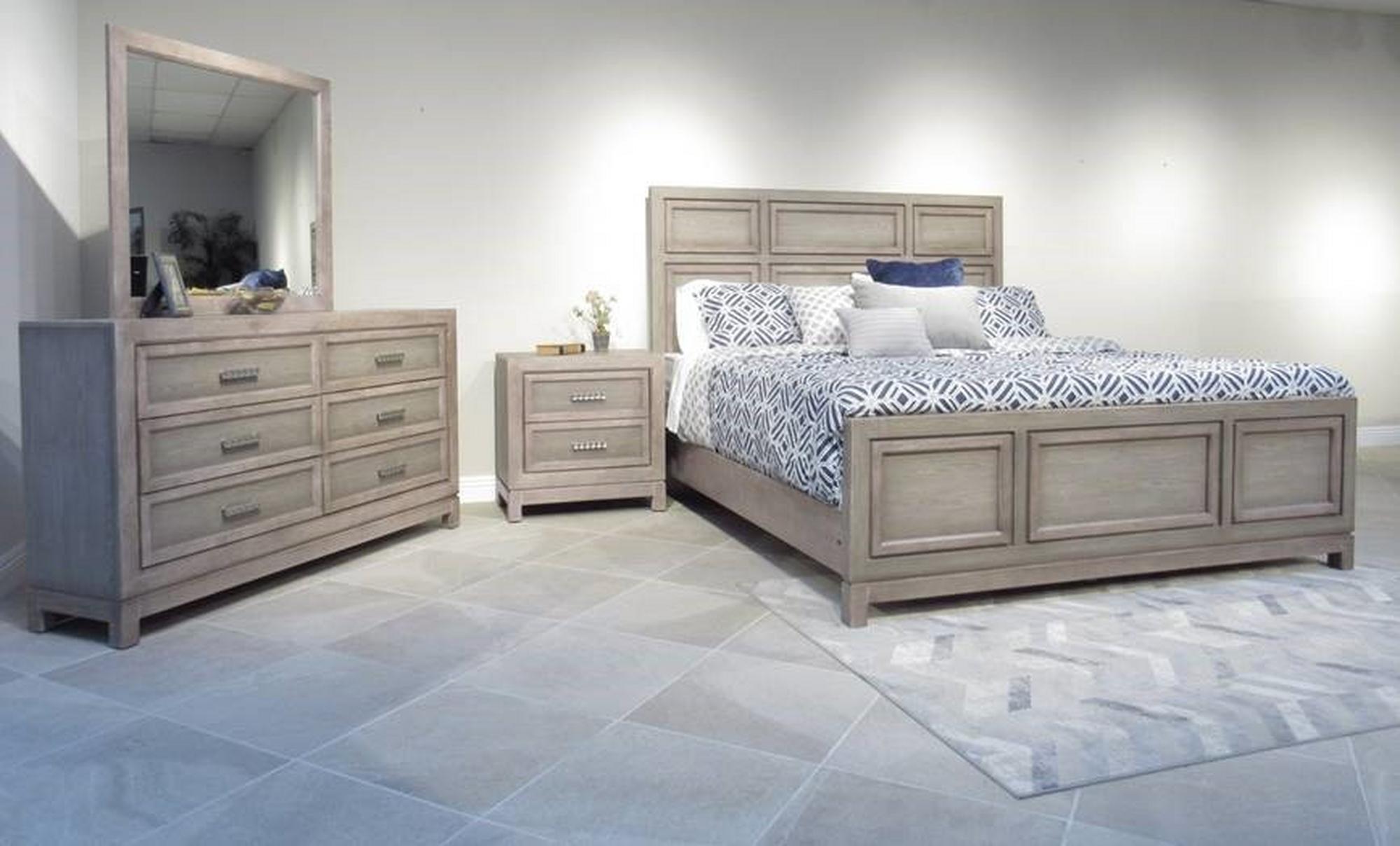 Queen Linton Bed w/Dresser, Mirror, Nightstand