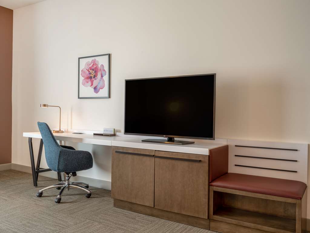 Hilton Garden Inn Jeffersonville Louisville North Image