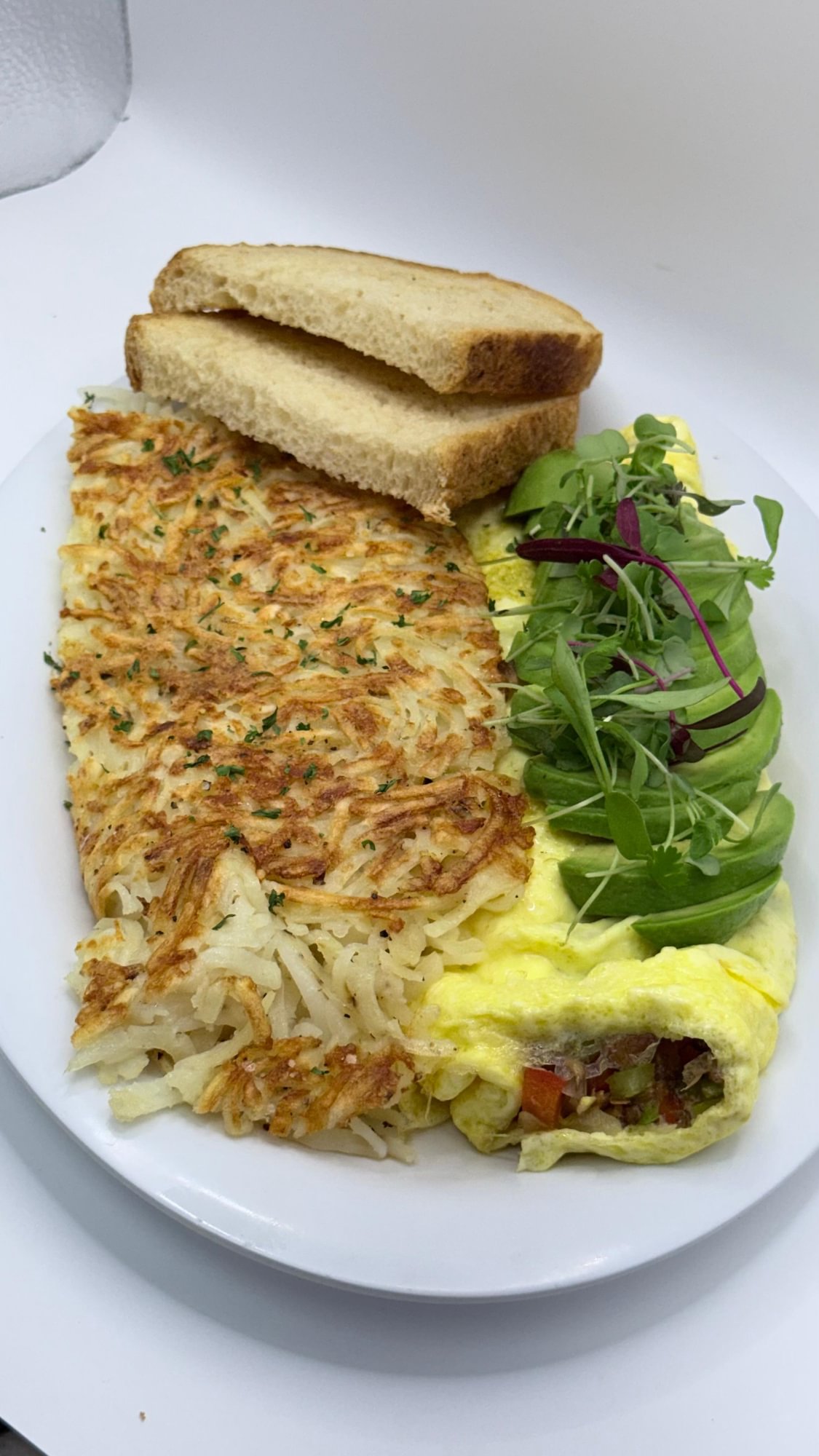 Veggie Avocado Omelette