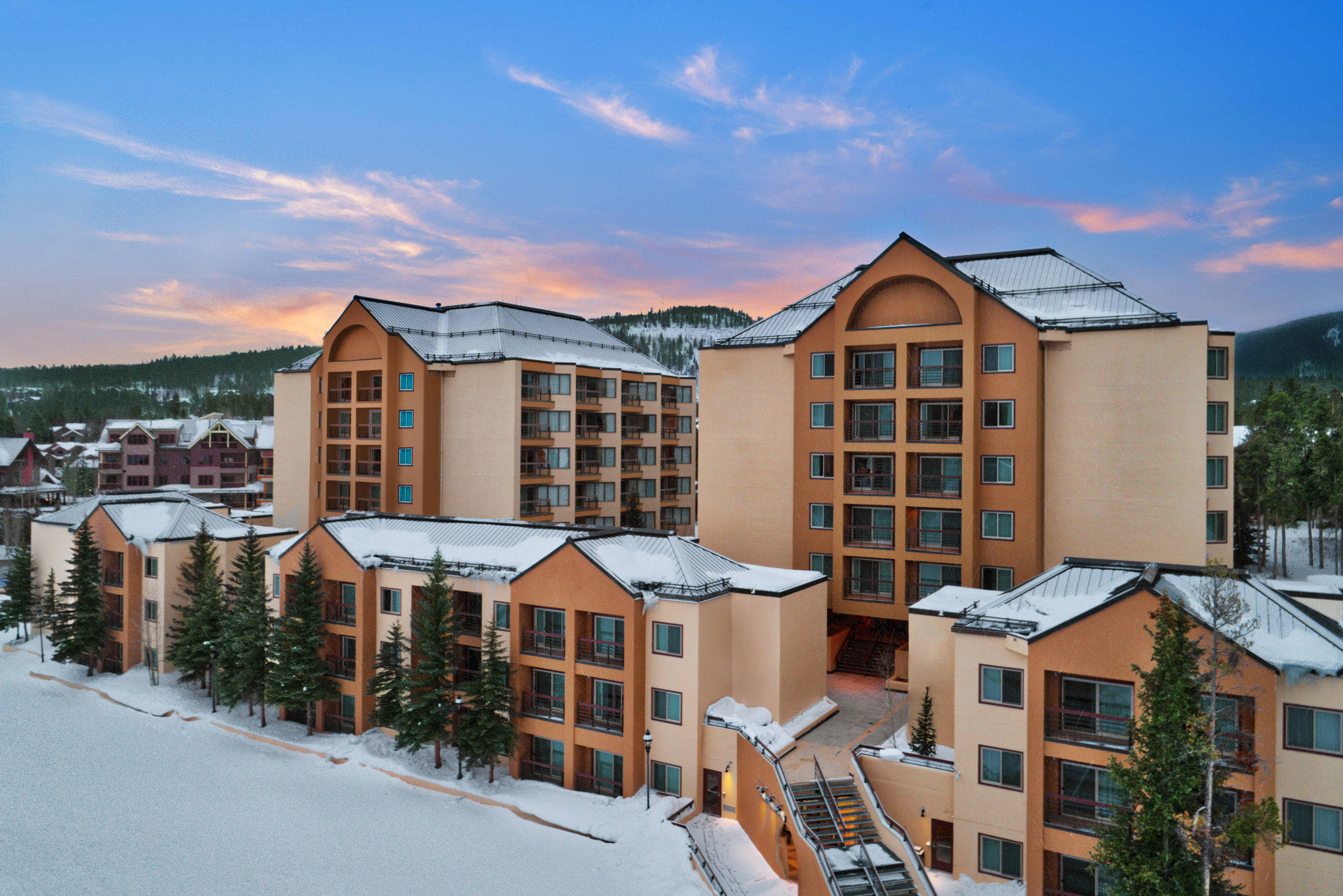 Marriott's Mountain Valley Lodge at Breckenridge Photo