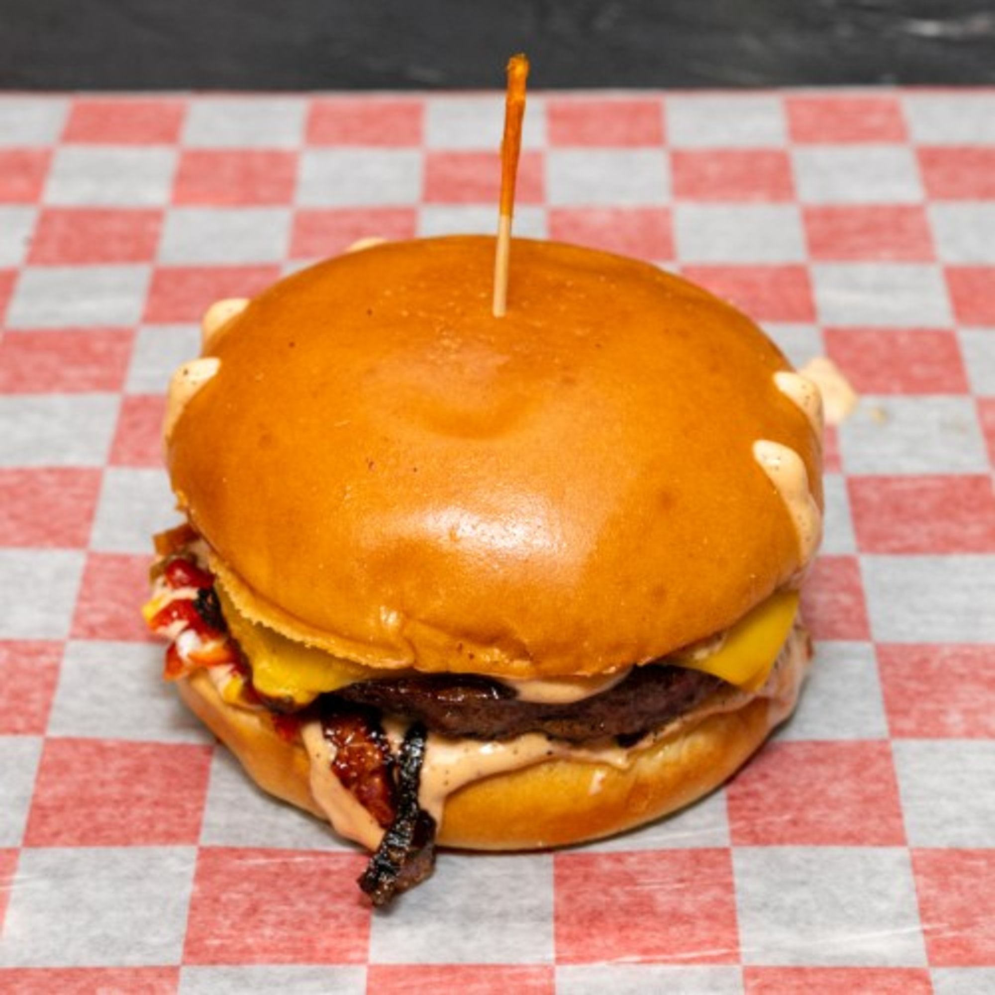 Any 2 burger with 20oz soda