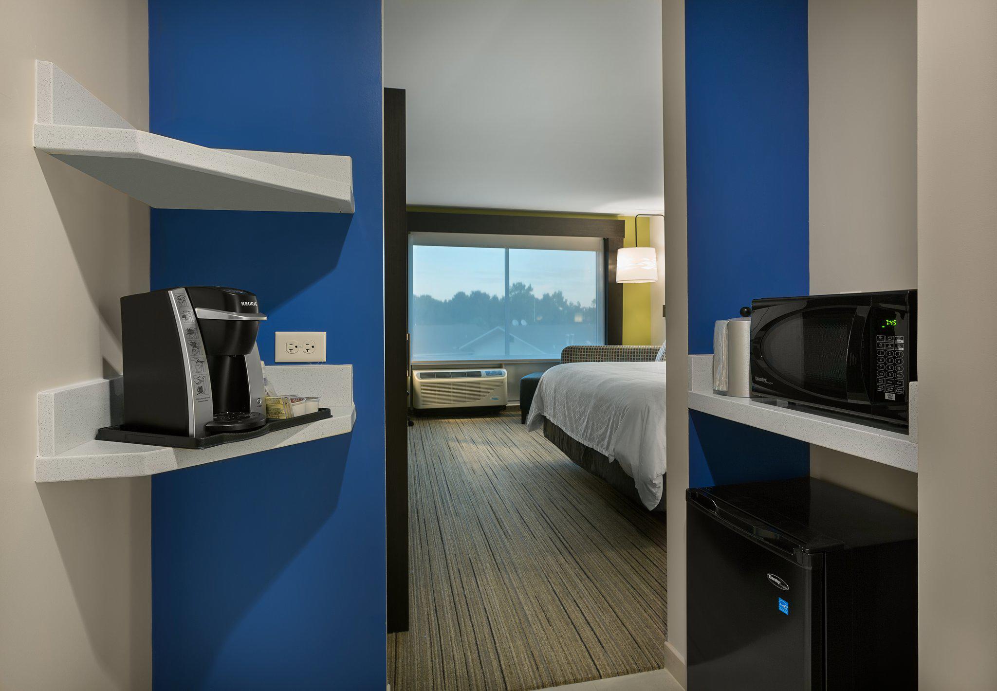 Holiday Inn Express Lake Park by IHG Image