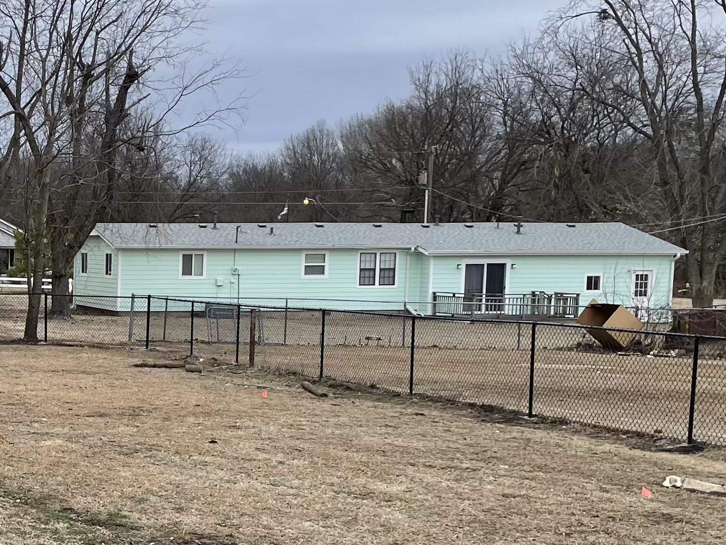 Top Rail Fence Oklahoma City Image