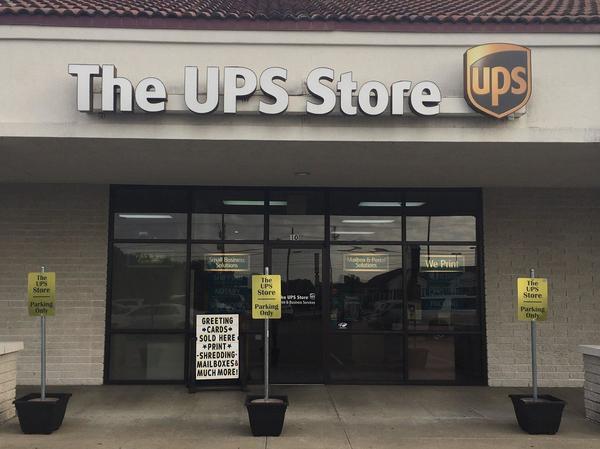 Facade of The UPS Store Joplin