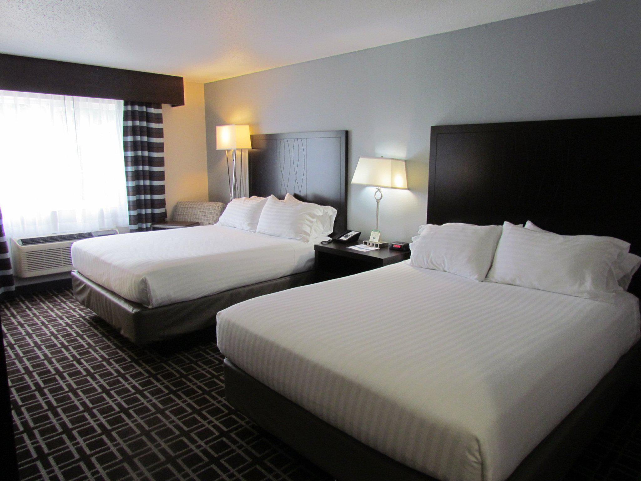 Holiday Inn Express Le Claire Riverfront-Davenport Photo