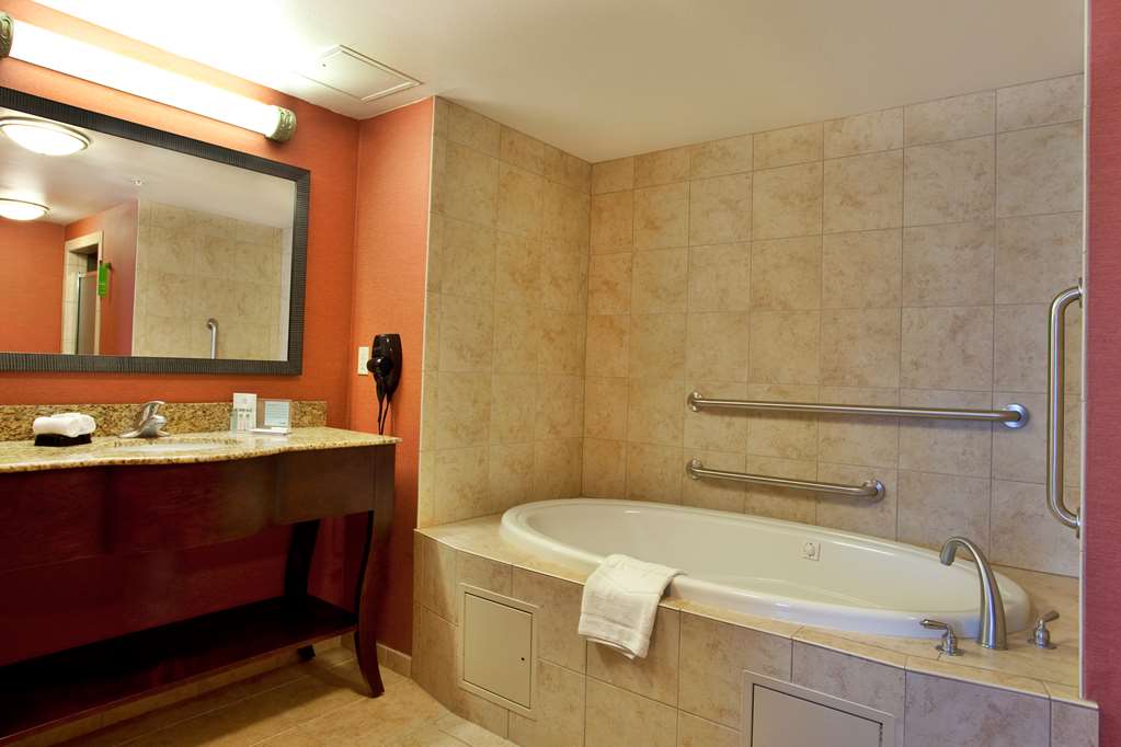 Hampton Inn & Suites Morgan City Image