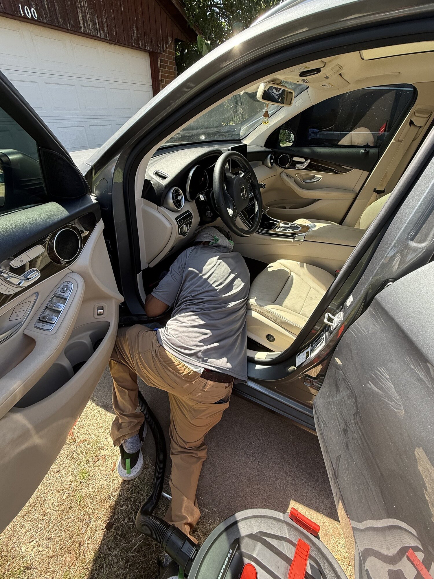 Hill & Nem Detailing Pros Image