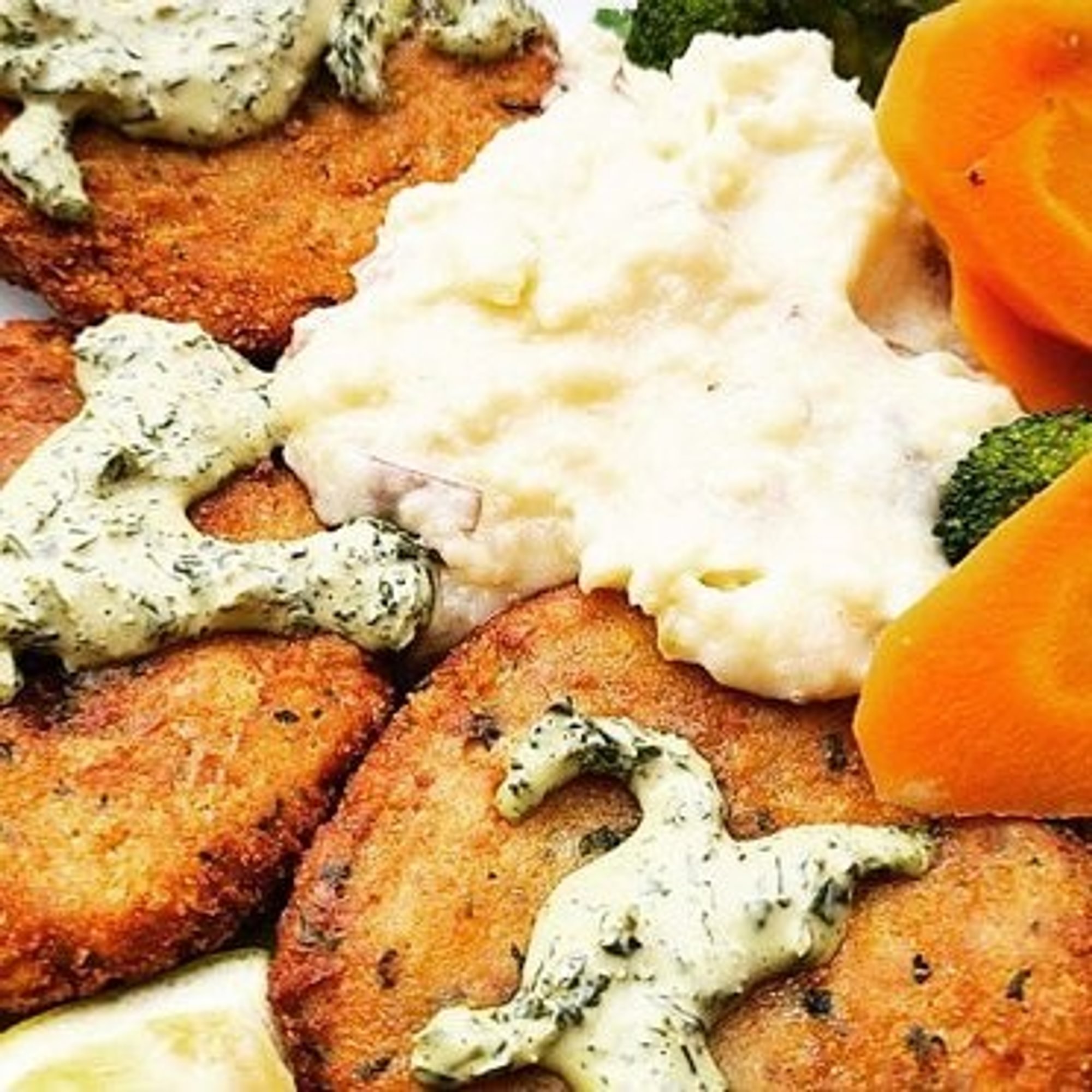 Lobster Seafood Cakes