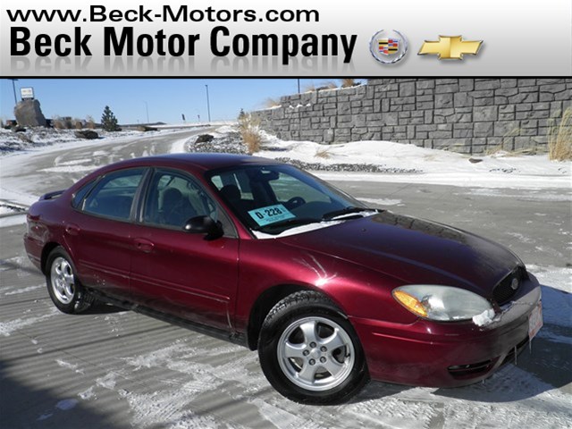 2005 Ford Taurus SE