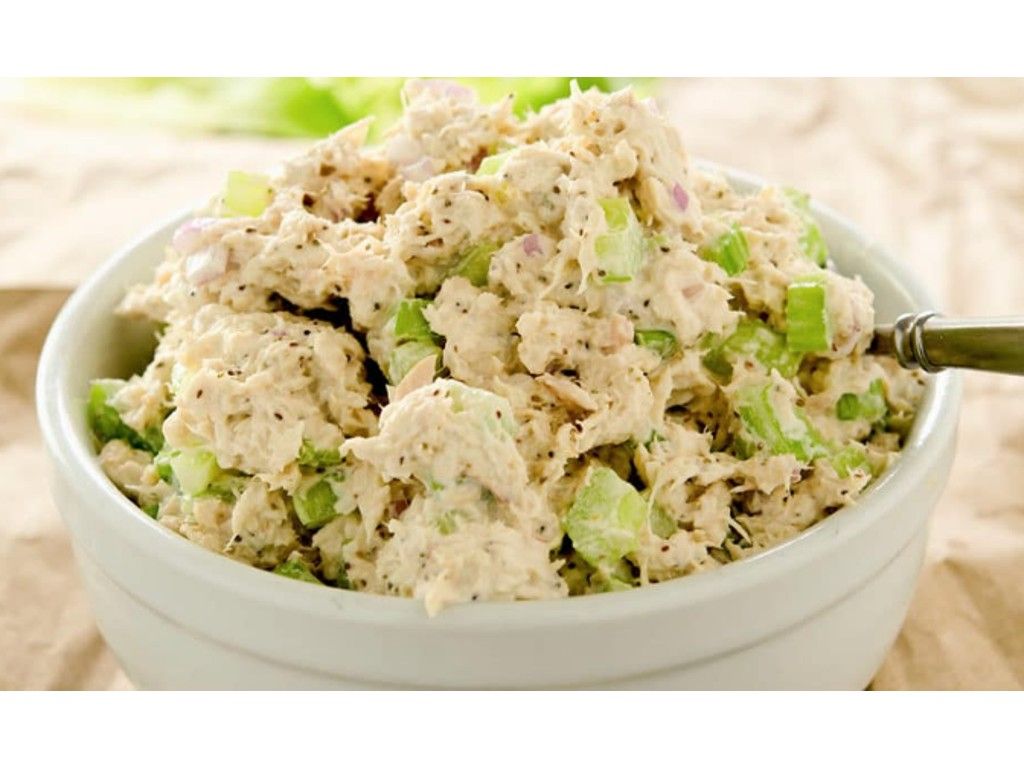 1lb Homestyle Tuna Salad