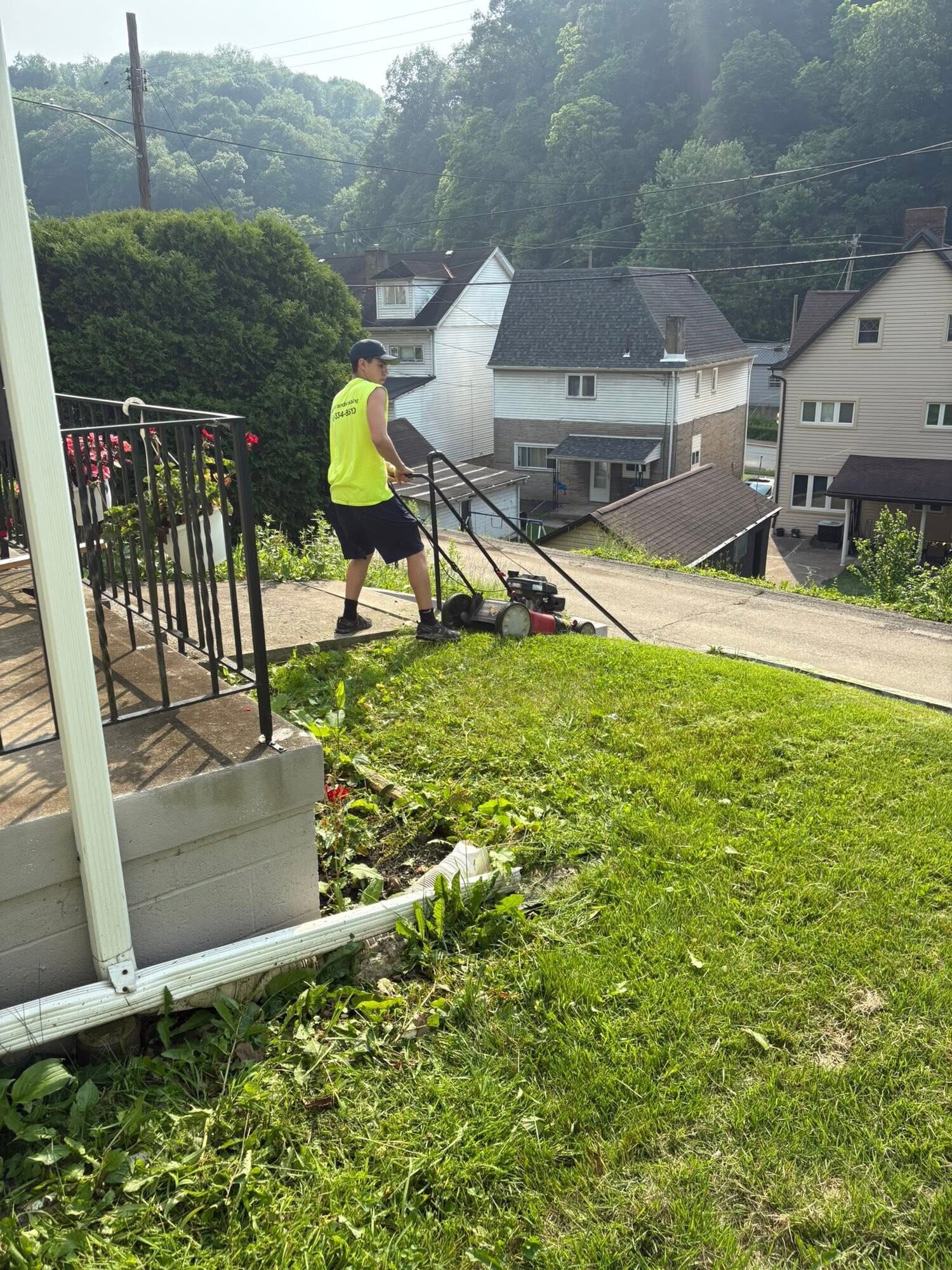 Gabriel Landscaping Image