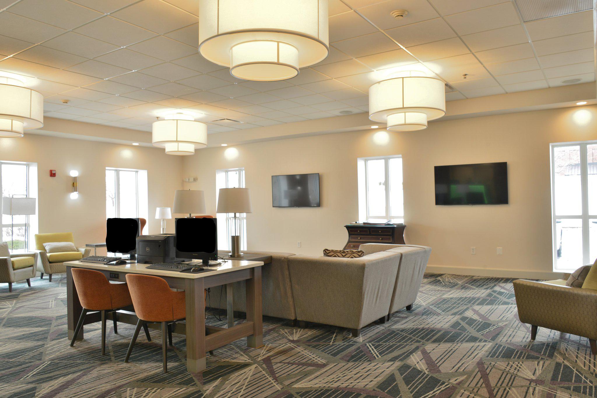 Holiday Inn & Suites Rochester - Marketplace Photo