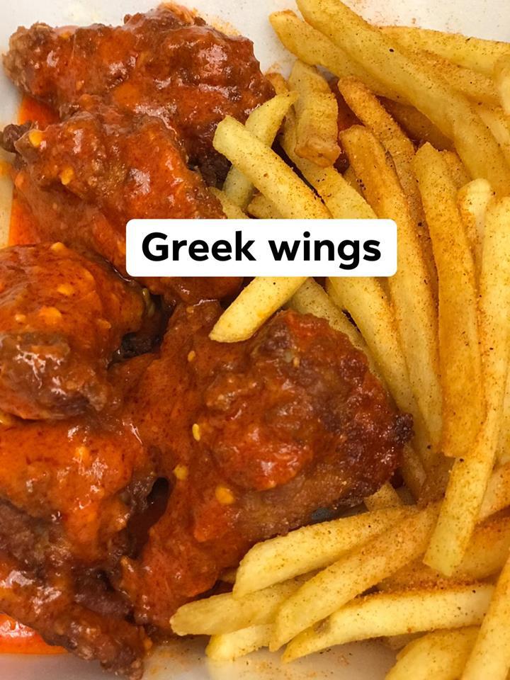 Petrino's Greek Restaurant Photo