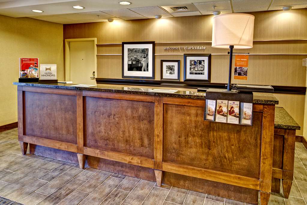 Hampton Inn Clarksdale Image