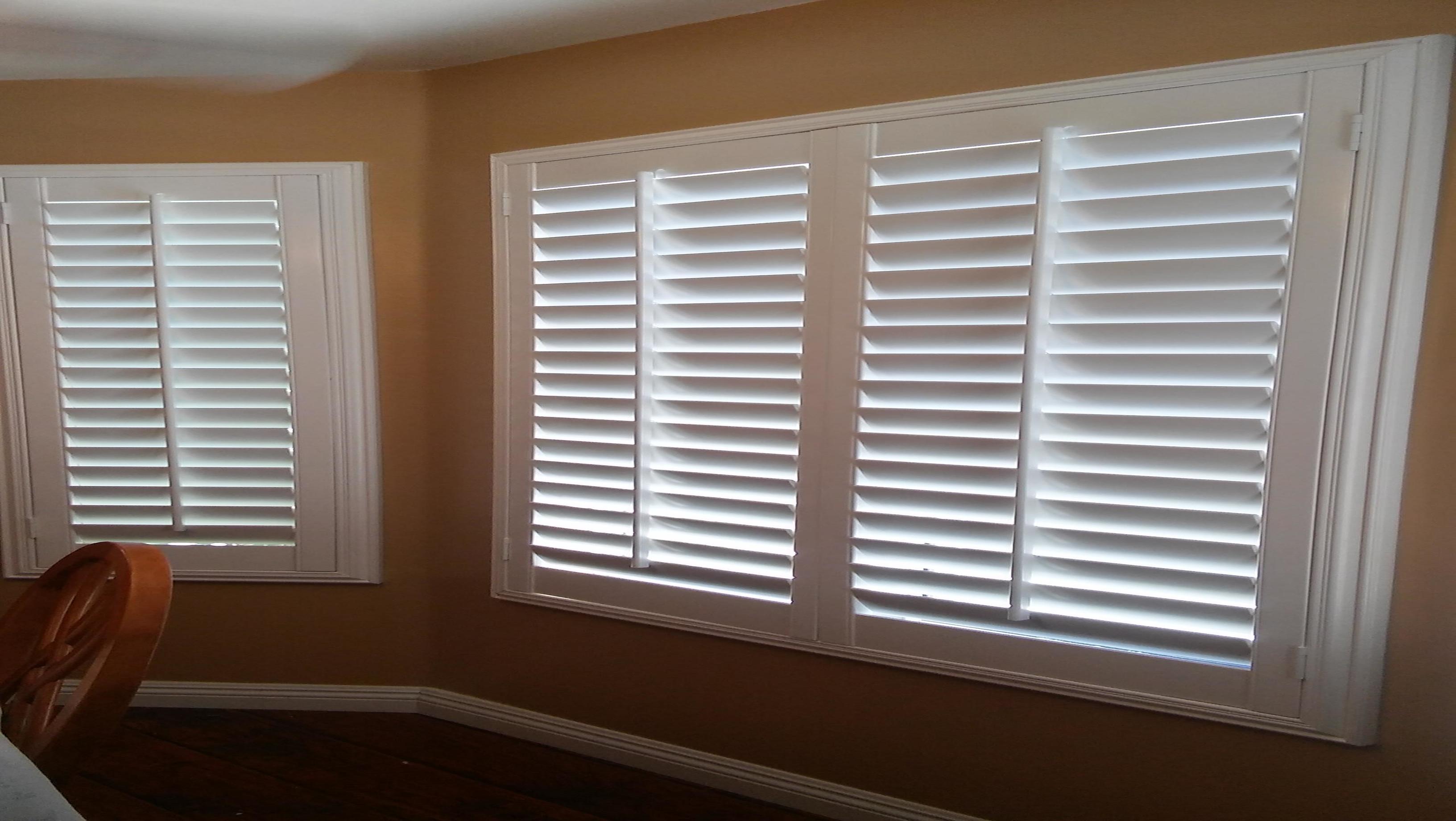 Ramiro's shutters Image