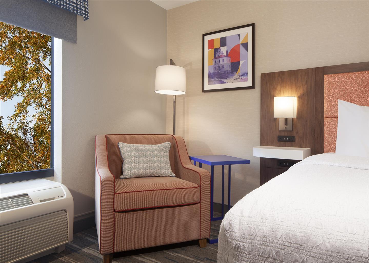 Hampton Inn & Suites Cleveland-Mentor Image