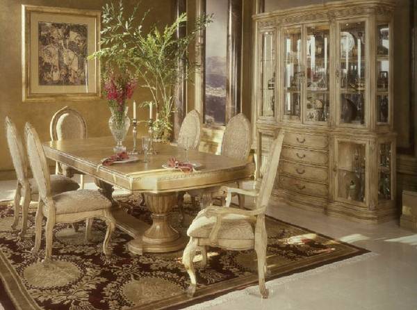 Marva's Place Furniture & Consignment Image