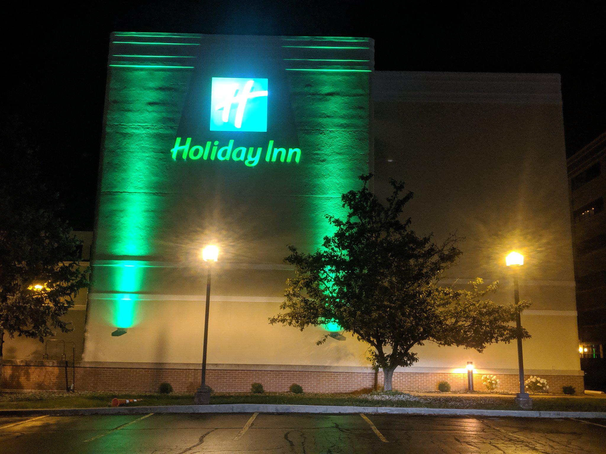 Holiday Inn Champaign Photo