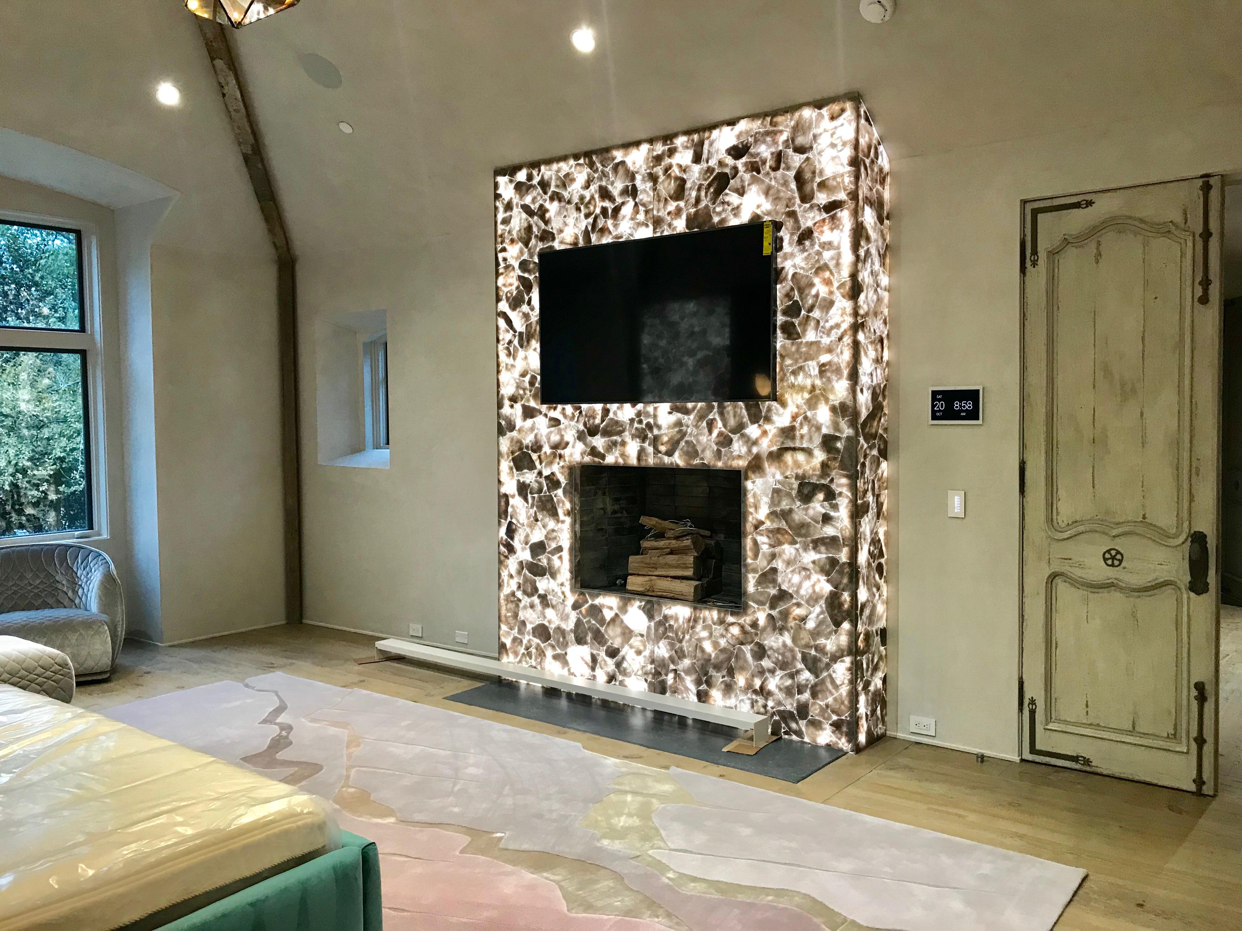 Back Light Quartz Fireplace