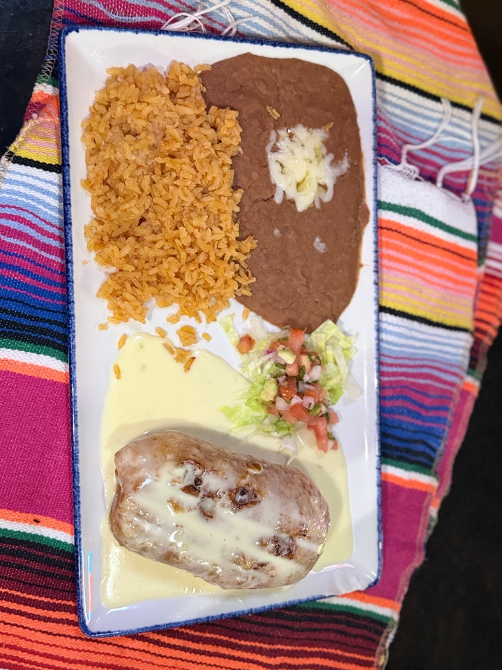 Mamis Chimichanga