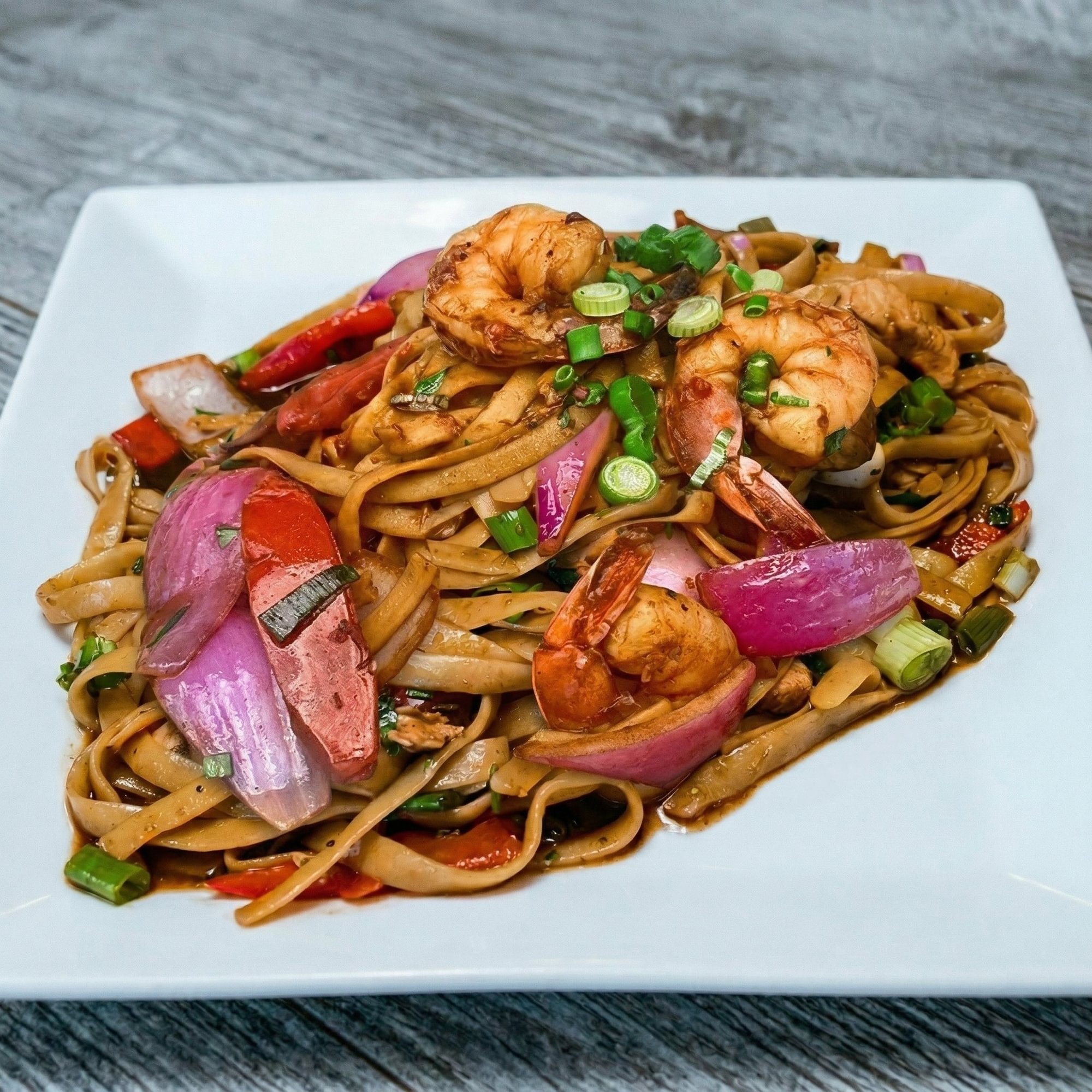 Camarones / Shrimp Fettuccine Al Wok