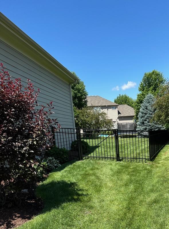 Top Rail Fence Naperville Image