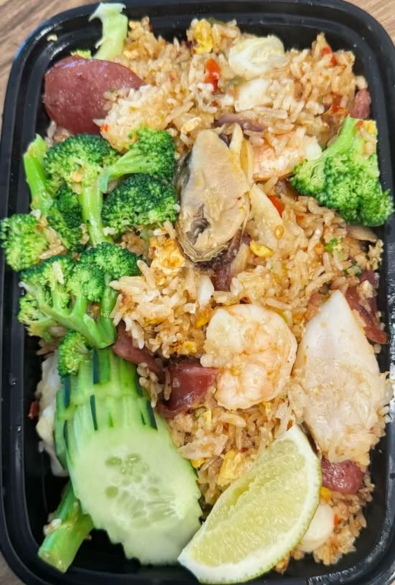 Chefs Fern's Special Talay Phuket Fried Rice (ข้าวผัดทะเลภูเก็ตสูตรพิเศษเชฟเฟิร์น)