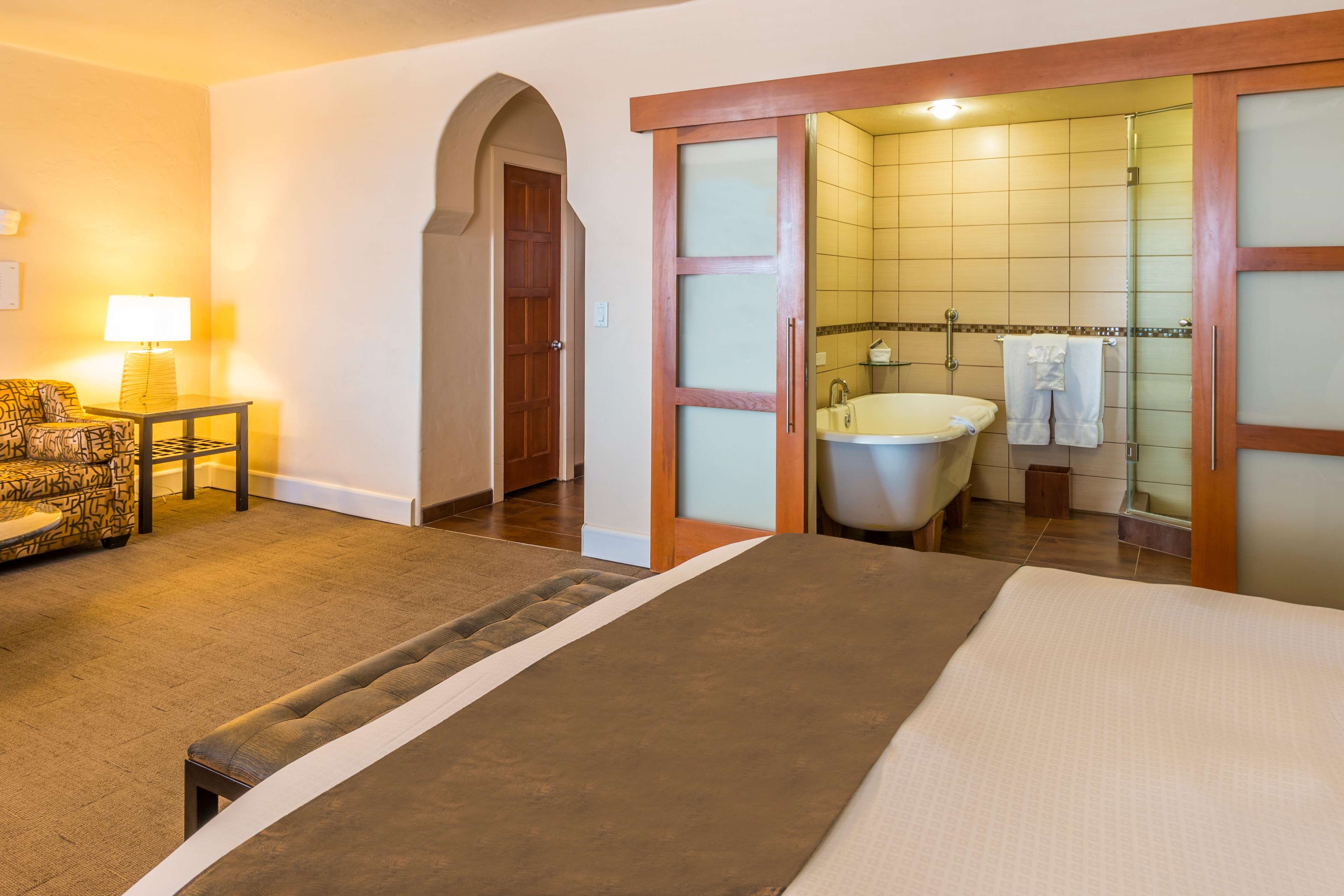 Hotel Andaluz Albuquerque, Curio Collection by Hilton Photo