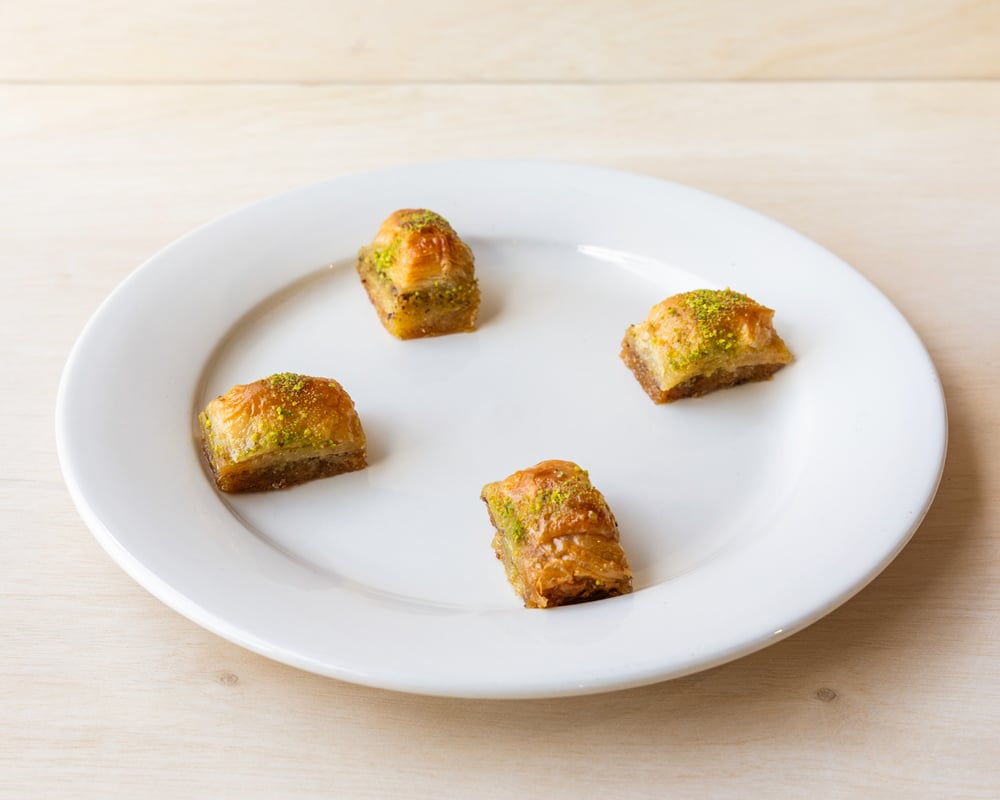 Baklava 4pcs