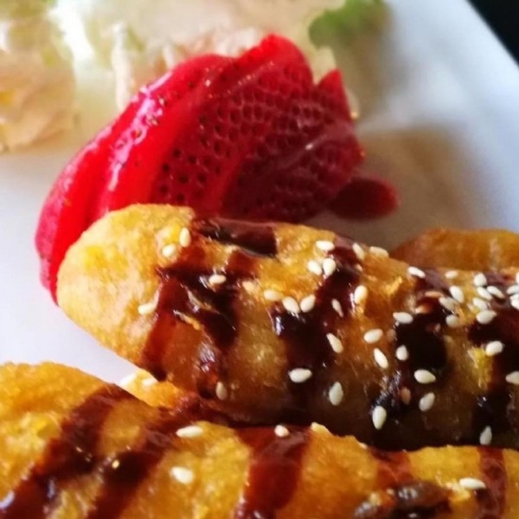 Fried banana with ice cream