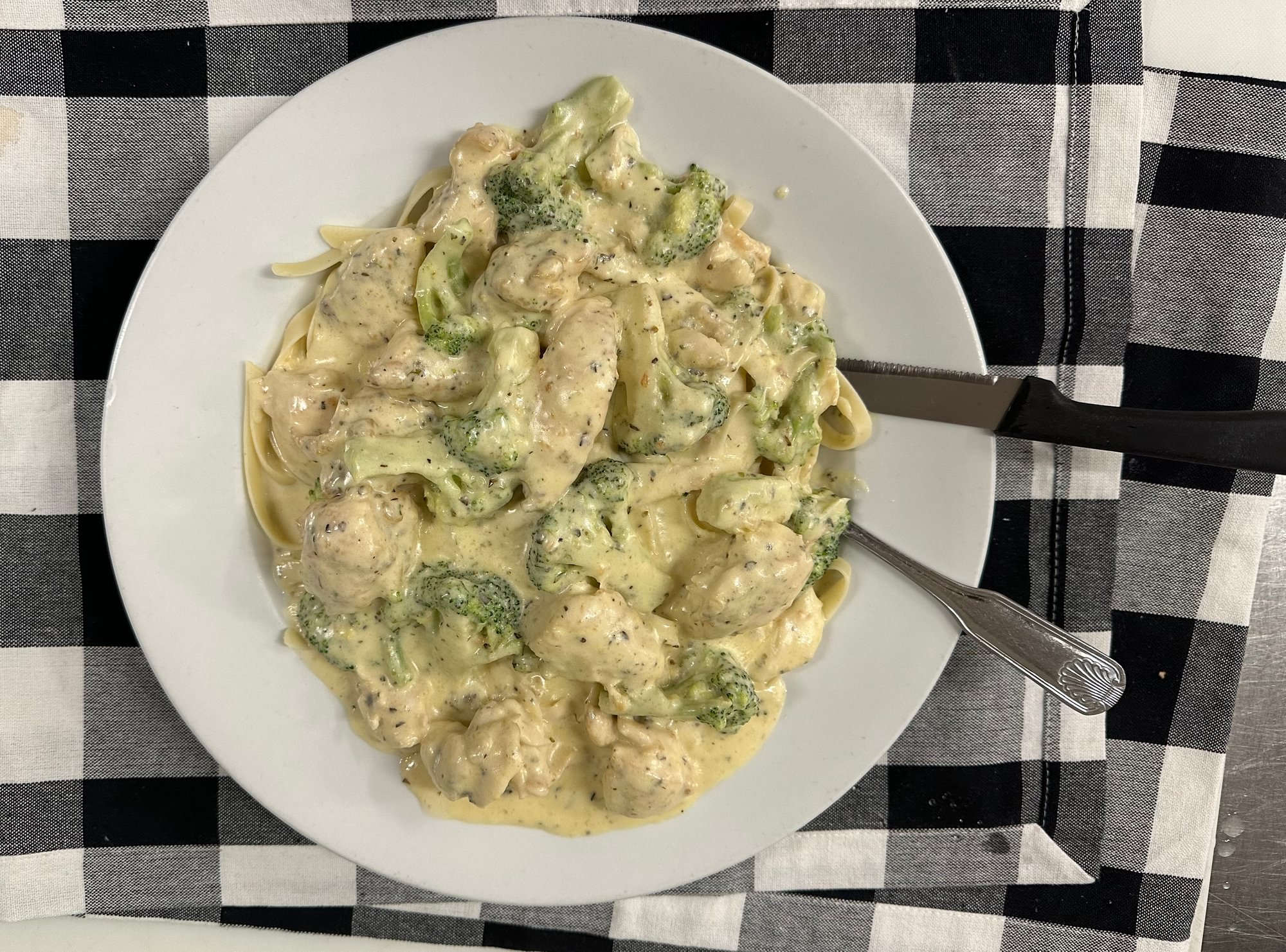 Chicken & Broccoli Alfredo