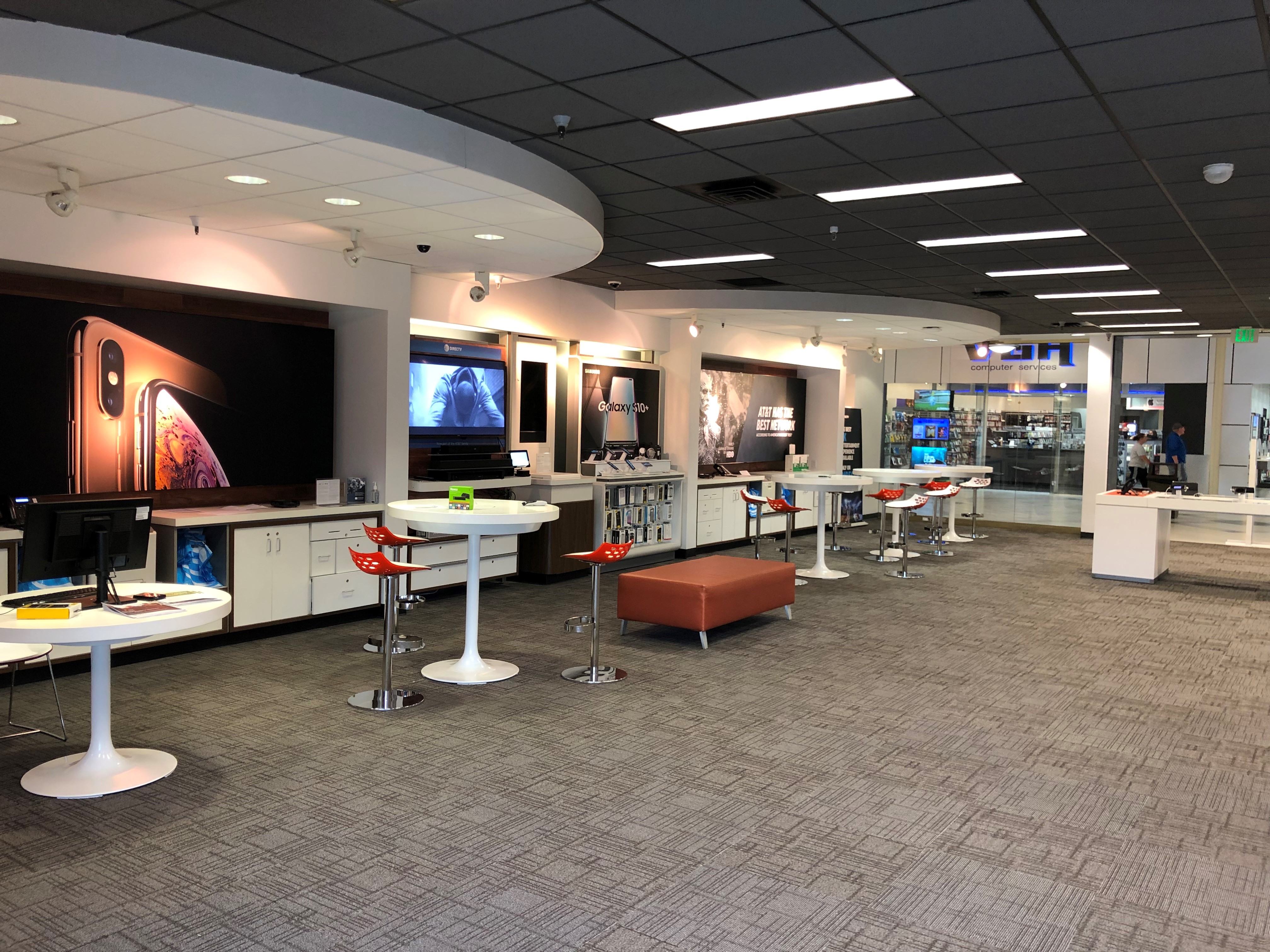 AT&T Store Photo