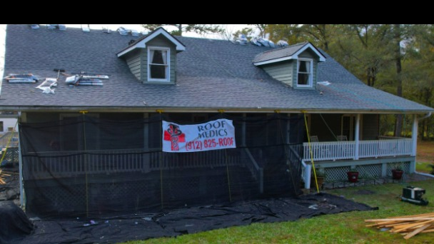 Roof Medics Roofing LLC Image