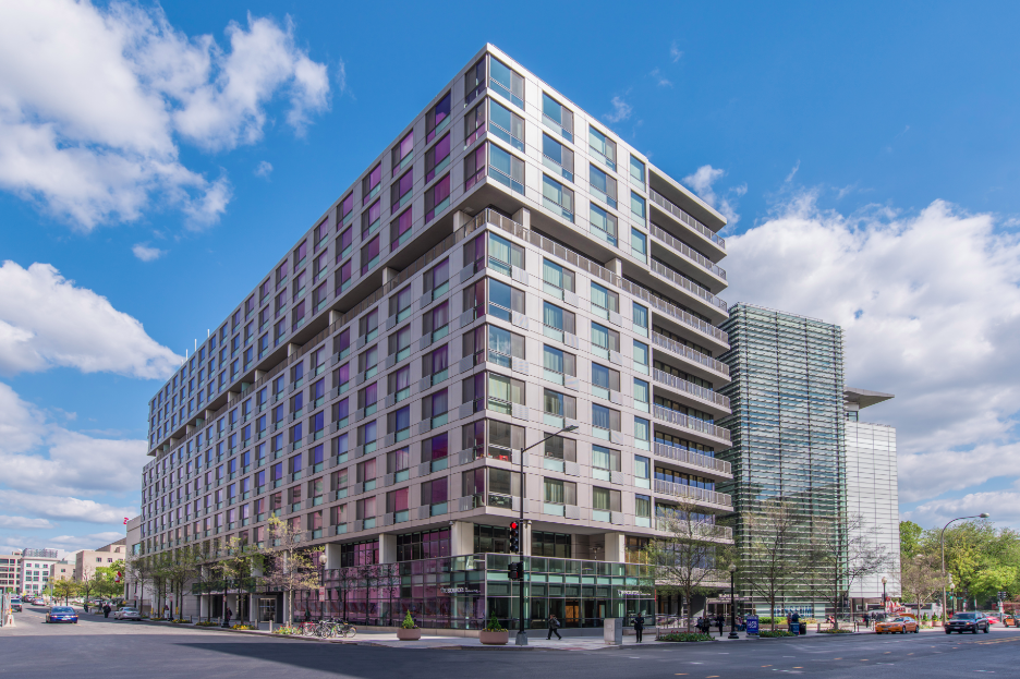 Newseum Residences Photo