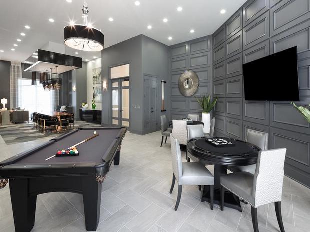 Images Crest Las Colinas Apartments