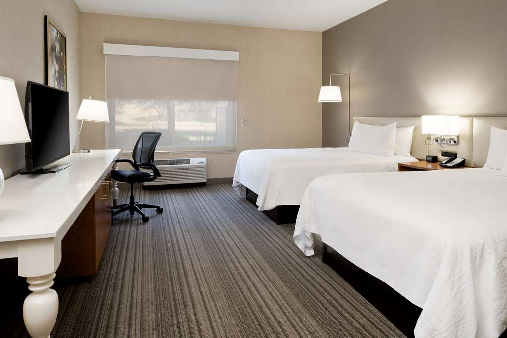 Hilton Garden Inn Roseville Image