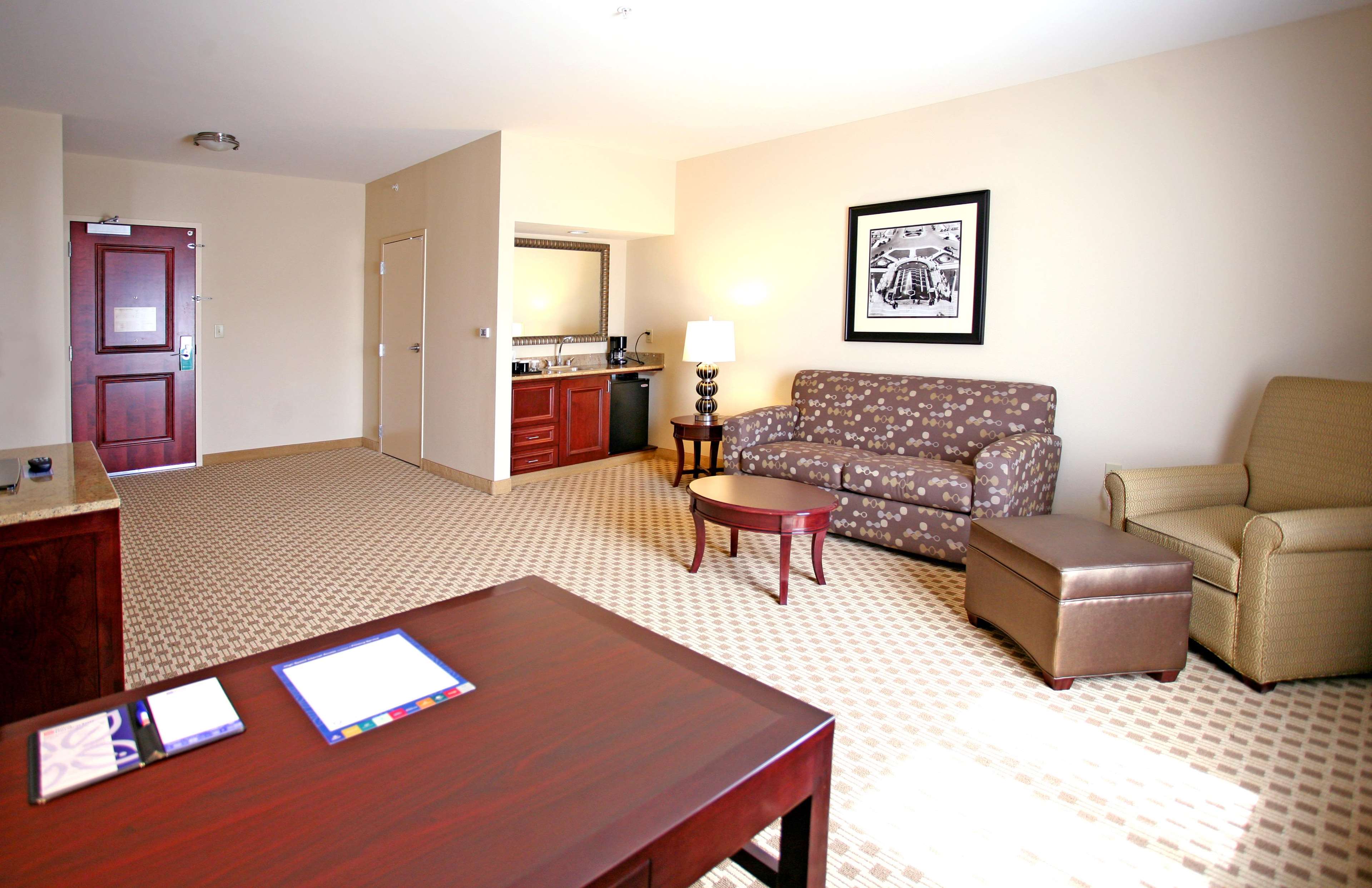 Hilton Garden Inn Cincinnati Blue Ash Photo