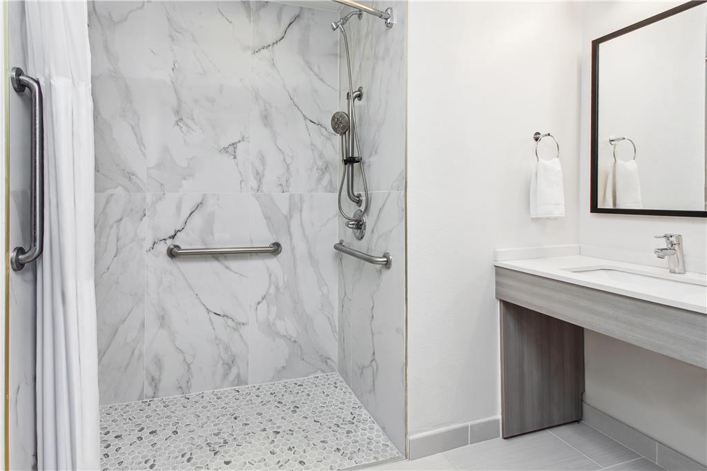 Spark by Hilton Rochester South Image