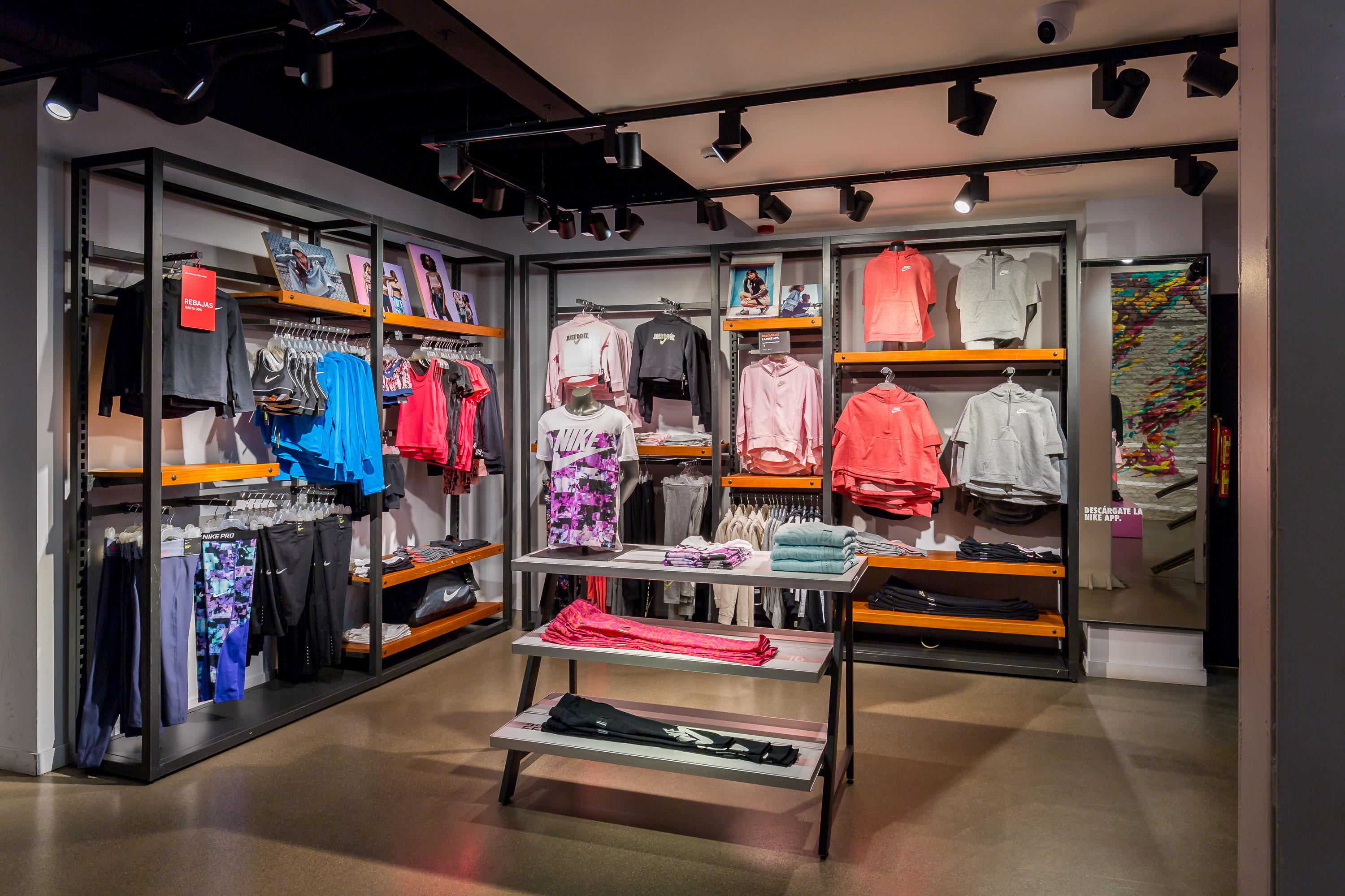Images Nike Store Serrano