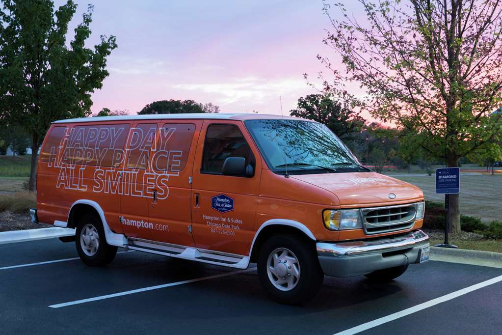 Hampton Inn & Suites Chicago Deer Park Image