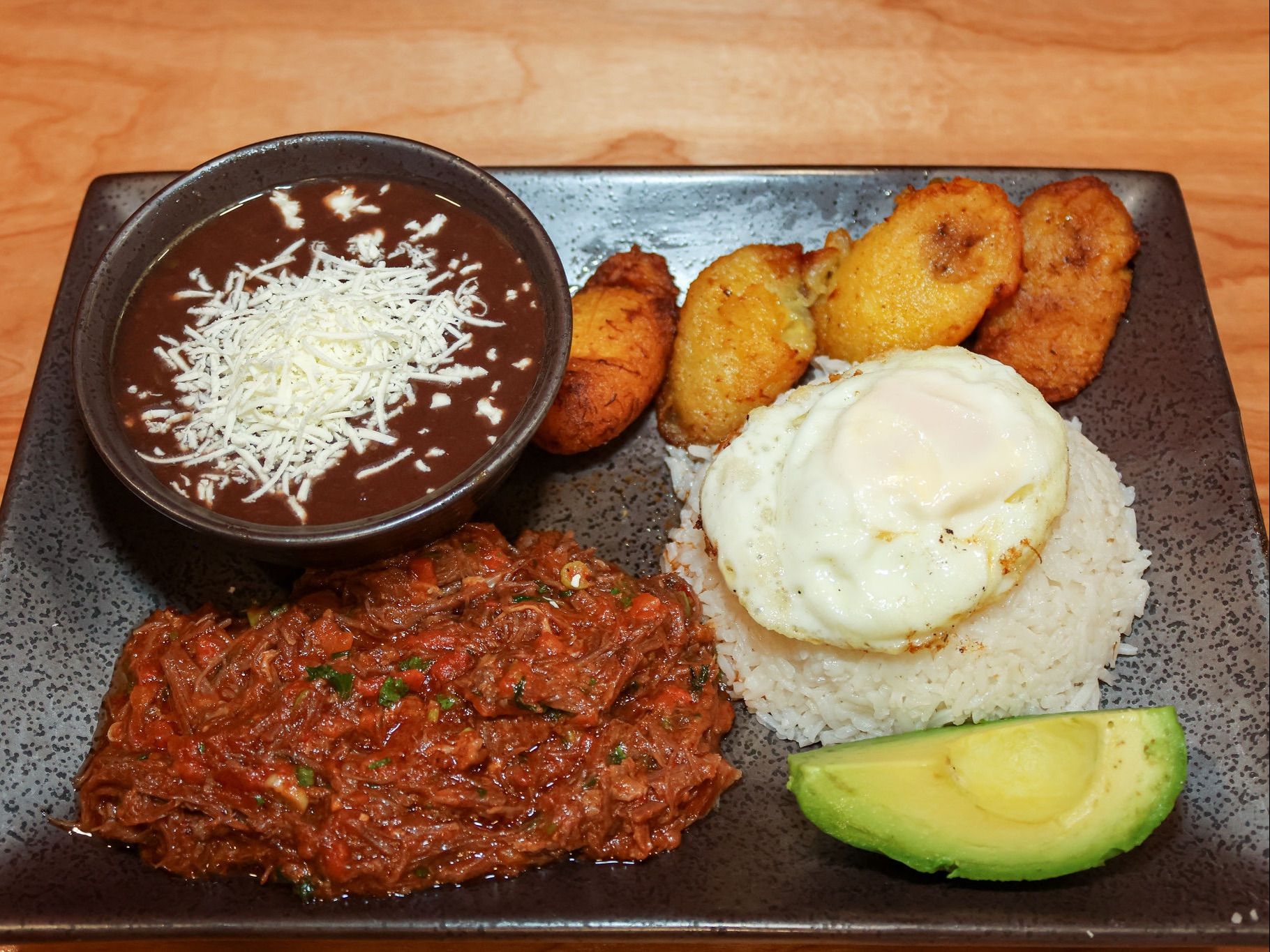 Pabellón Criollo Plate / Pabellón Criollo