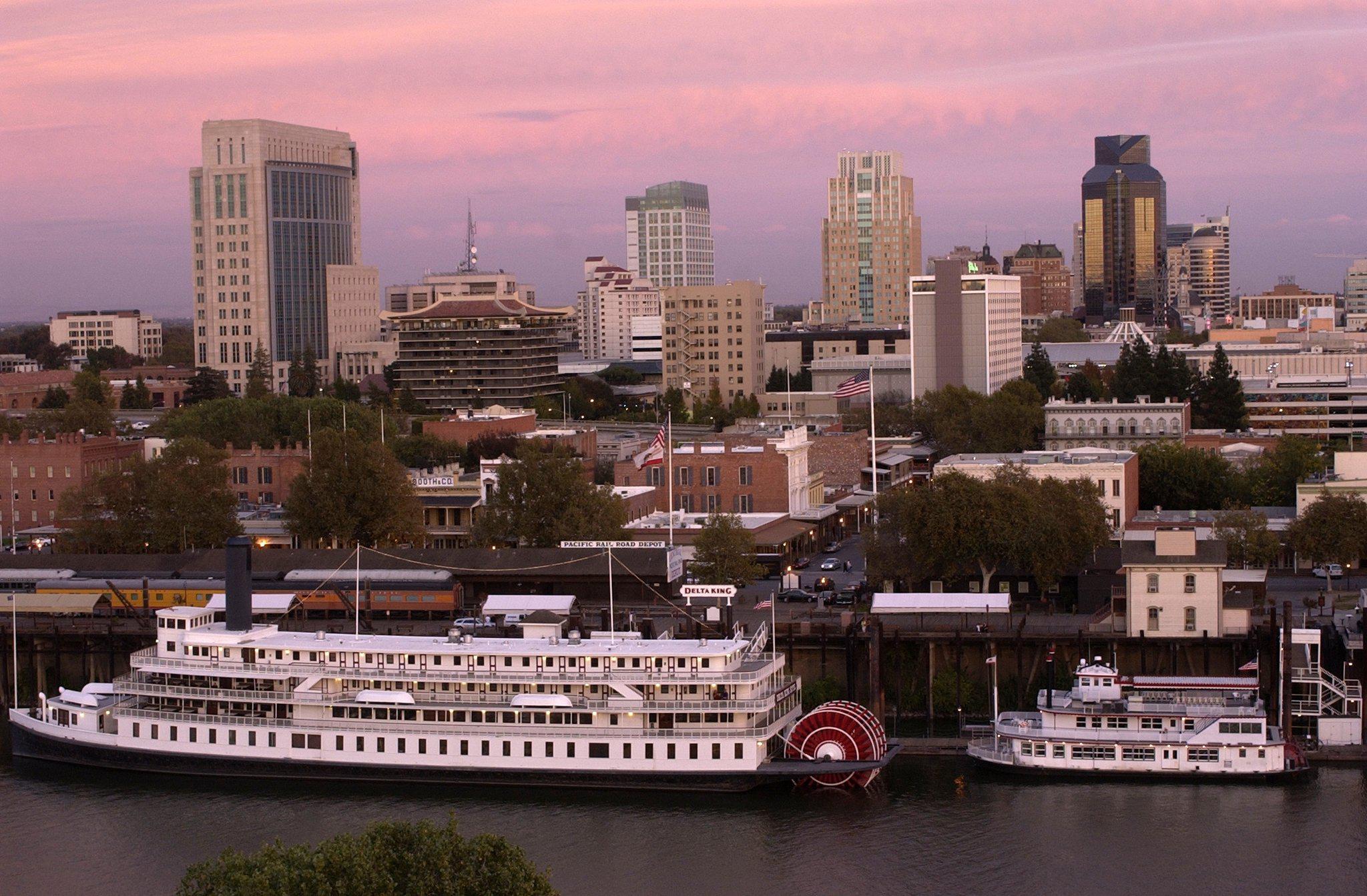 Crowne Plaza Sacramento Northeast Photo