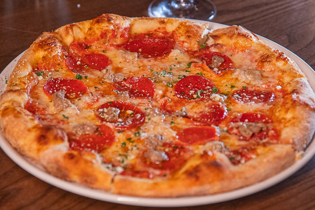 JOE'S FAVORITE PIZZA