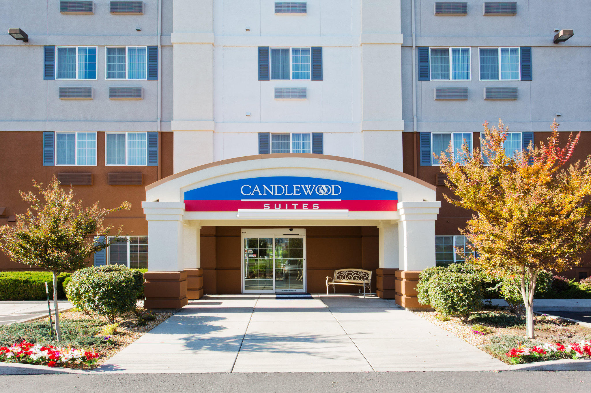 Candlewood Suites Medford Photo