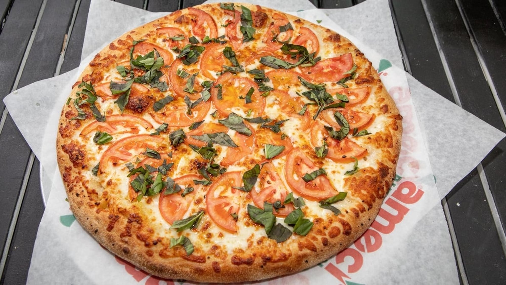 Margherita (Il Gigante - 20" - 16 Slices)
